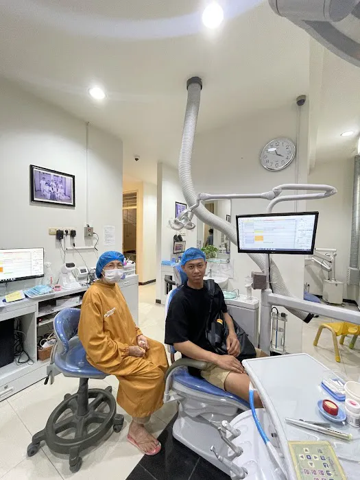 Kim Dental & Implant center ( So Liong Kim Drg ) Picture 9