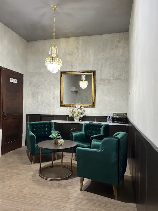 Dermacologia Aesthetic Clinic Picture 1
