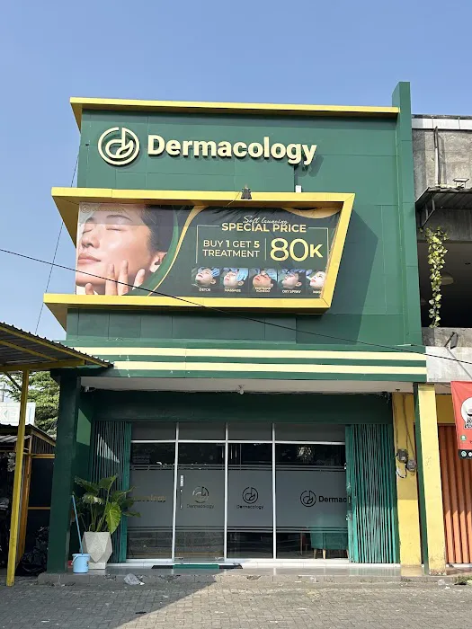 Dermacologia Aesthetic Clinic Picture 10