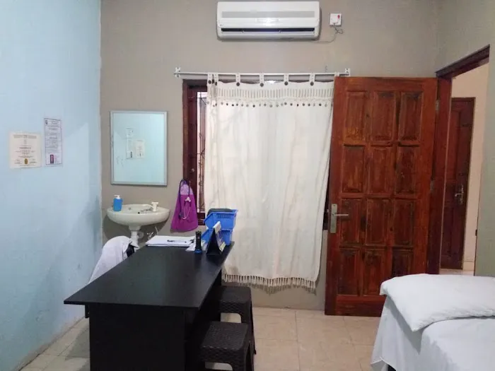Klinik drA (Raisha Vaksin Corner Seturan) d.h dokter.anti Picture 8