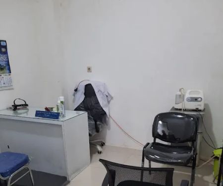 Praktek dokter THT (dr. Feri Trihandoko, Sp.T.H.T.B.K.L)