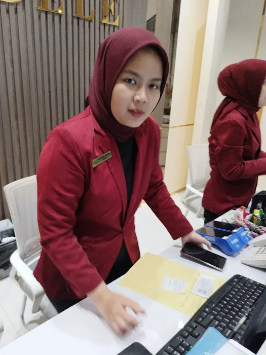 ADELE DENTAL CLINIC Picture 8