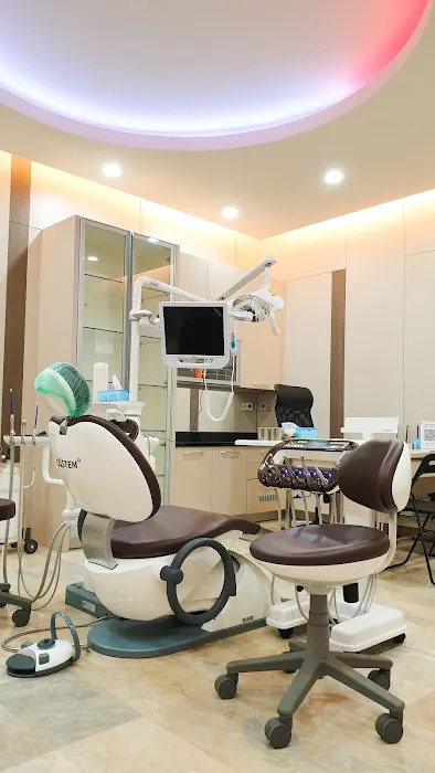 Basis Dental Care / Praktik Dokter Gigi Hansen Hindarto dan Endola Tantono Picture 1