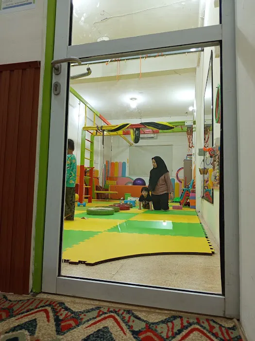 StarKids Therapy Tumbuh Kembang Anak Picture 1