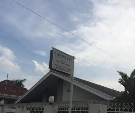 Dokter Taufik Hidajat SpTHT-KL
