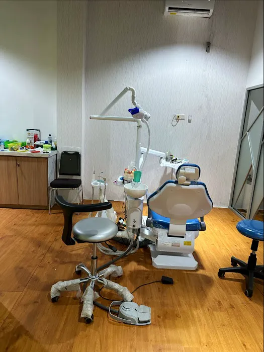 BIG DENTAL CLINIC Picture 7
