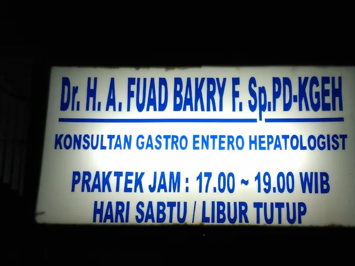 Praktek Dokter Fuad Bakry Picture 2