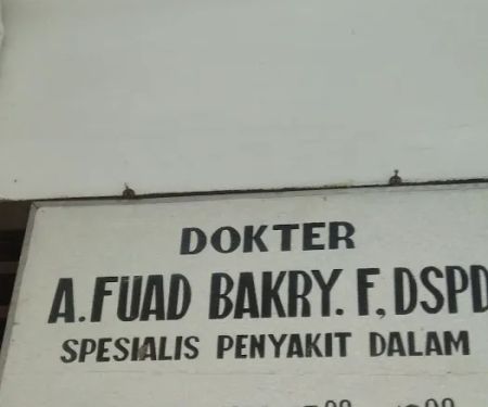 Praktek Dokter Fuad Bakry