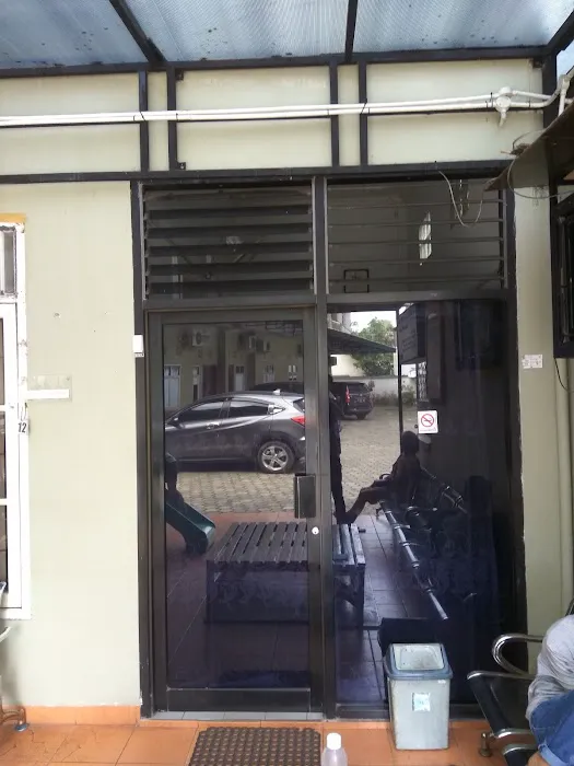 Praktek dr. Meiliza Zubir, Sp.A. Picture 1