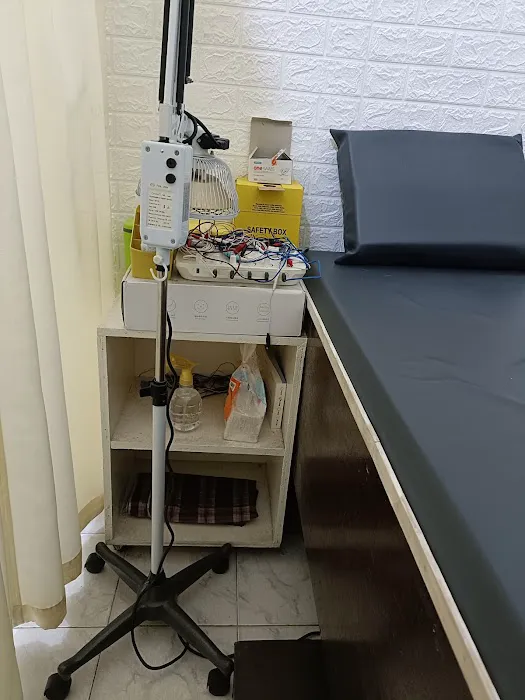 Akupunktur dr. Marwin Tjandra, Sp.Ak Dokter Spesialis Akupunktur Medik Picture 7