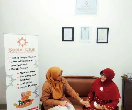 Ruang Konsultasi Senior