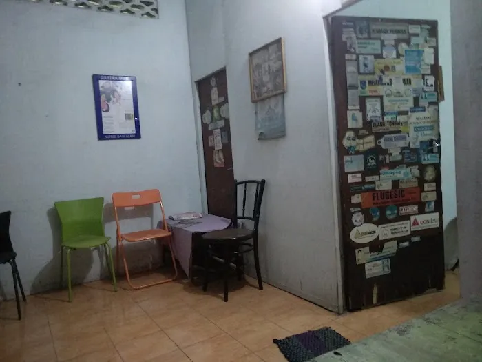 dr. Anna Burmansyah Picture 2