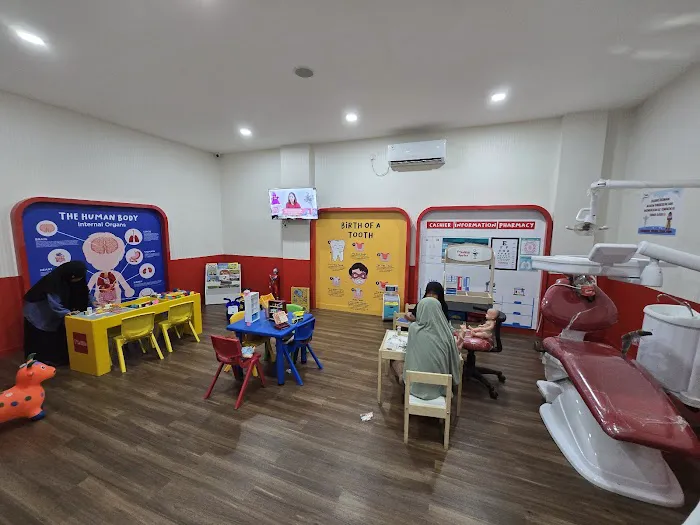 Medikids Palembang | Klinik Gigi Spesialis, Vaksin Anak & Keluarga Picture 1