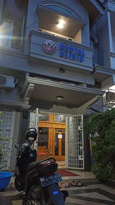 Seven Dental Clinic (drg. Muznah Abdurrachman (+Ortho) dan drg. Ifadah, Sp.Perio) Picture 7