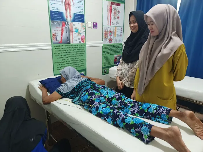 Scoliosis Center Palembang Picture 5