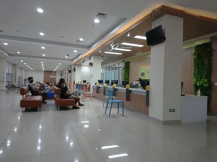 IHC Rumah Sakit Pelabuhan Palembang Picture 3