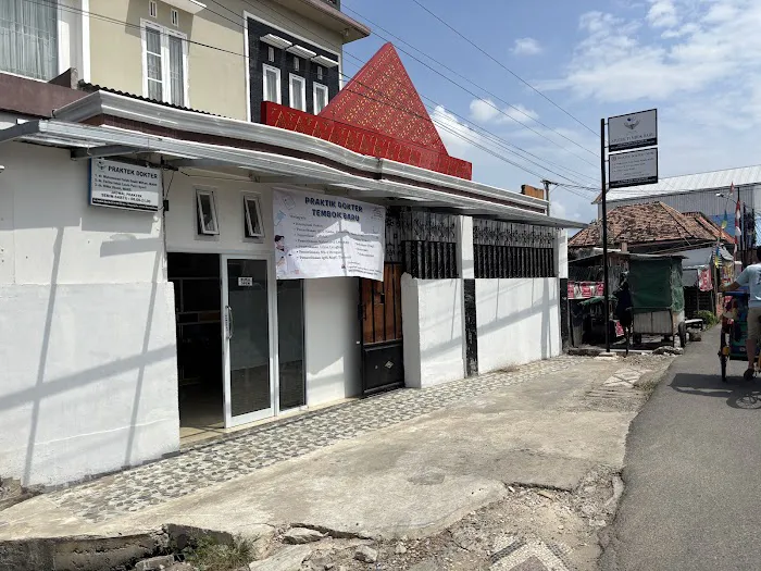 Apotek Tembok Baru & Praktik Dokter Picture 4