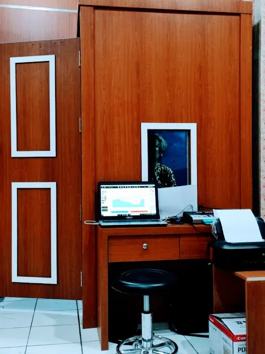 Praktek Dokter Spesialis THT dr. Dewi Sinaga, Sp.THT-KL Picture 2