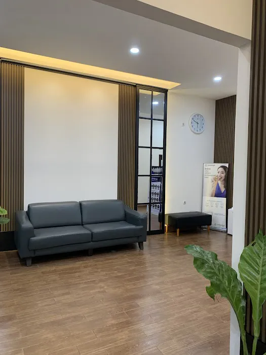 Aris Dental Care Picture 7