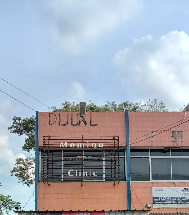 Momiqu dental clinic Picture 6