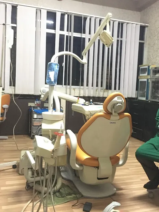 Momiqu dental clinic Picture 4