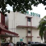 Pintu Utama Instalasi Rawat Jalan RS Prof Moh Hoesin