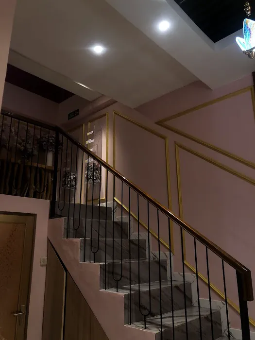 Facial Bar Plastic Surgery & Aesthetic Clinic by D’REJUVA Picture 1