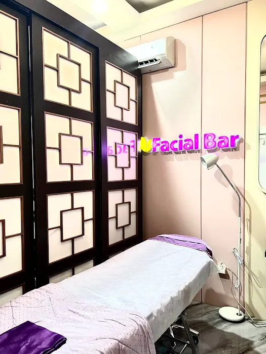 Facial Bar Plastic Surgery & Aesthetic Clinic by D’REJUVA Picture 3