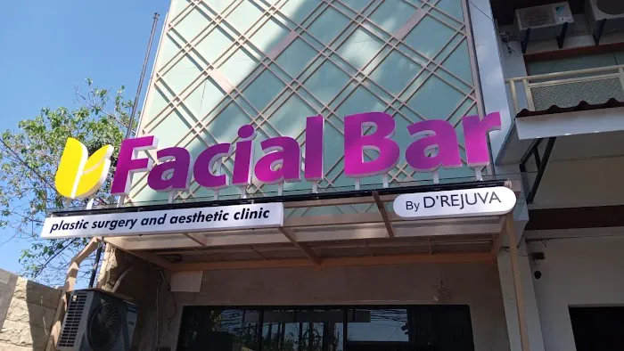Facial Bar Plastic Surgery & Aesthetic Clinic by D’REJUVA Picture 4