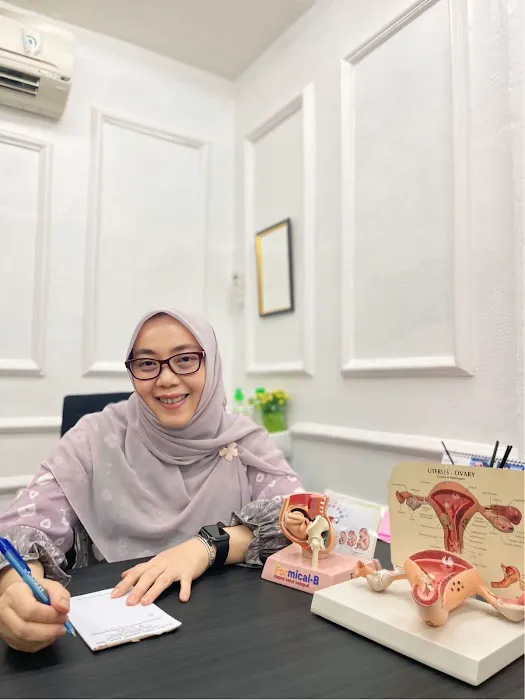 dr M A Yenny Indriani, SpOG, Mars Picture 3