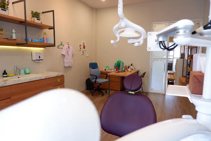 Tree Dental Care (Praktek Dokter Gigi) Picture 8