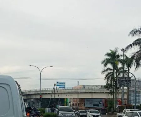 Simpang 4 Rumah Sakit Charitas Pusat
