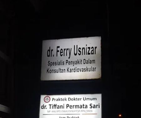 Dr. Ferry Usnizar