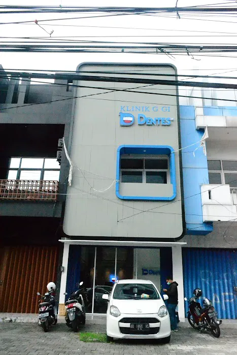 Klinik Gigi Dentes Ring Road Utara Picture 2