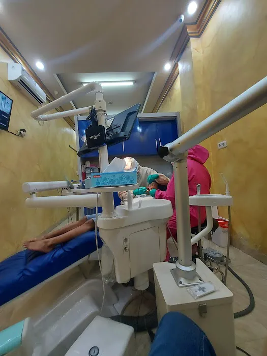 DHC Plaju - Dental Health Care Picture 4