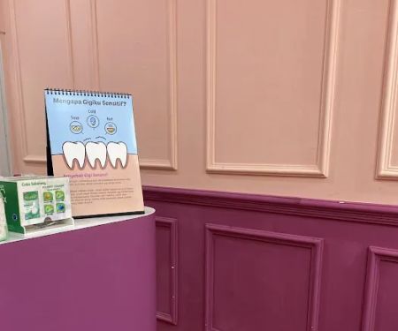 Nadhira Dental Clinic