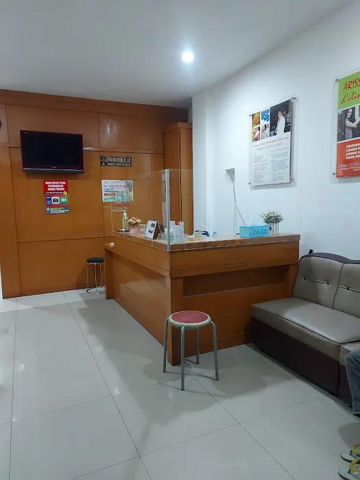 Klinik Arissa Praktek dr. Kms. Anhar, SpOG, MARS Picture 1