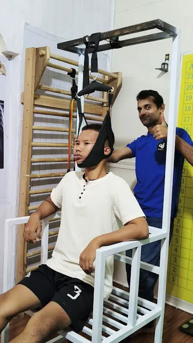 Azmi Ostepati Treatment ( terapi Scoliosis) Picture 9