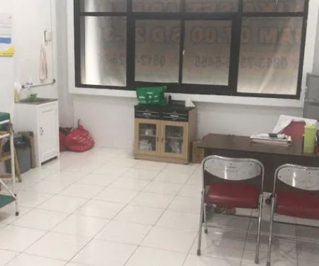 Dr. Linda