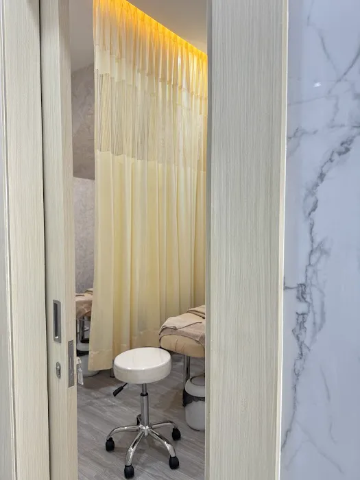 Scilla Aesthetic Clinic Picture 10