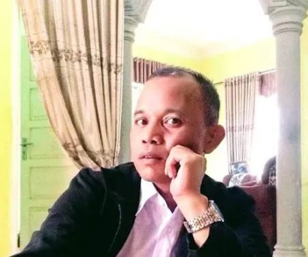 Dr Dimas Aditya