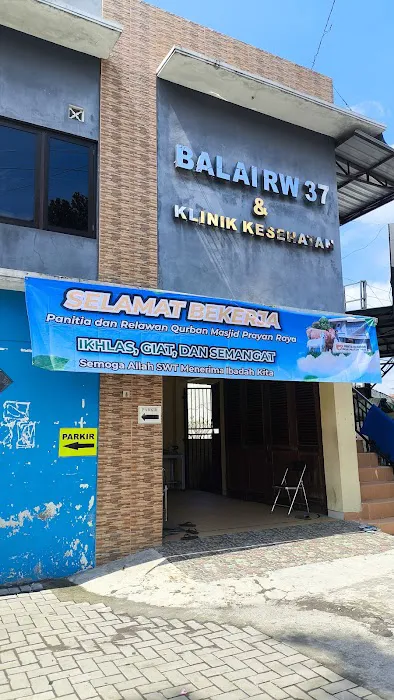 Balai Rw 37 & Klinik Kesehatan Picture 1