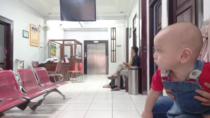 Women & Children's Hospital Widiyanti Picture 4