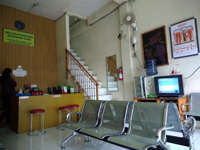 Putut Dentist Picture 2