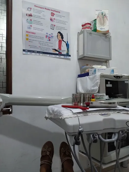 Dentist Retno Nurmawati Picture 7
