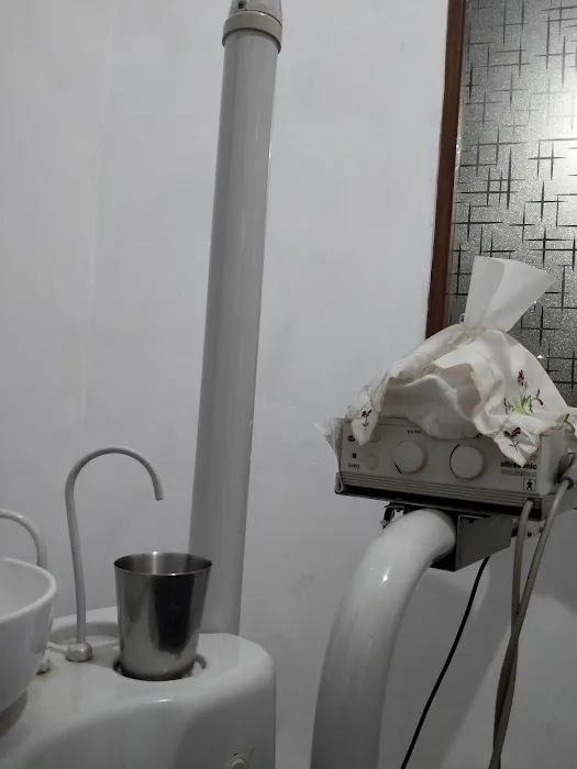 Dentist Retno Nurmawati Picture 2