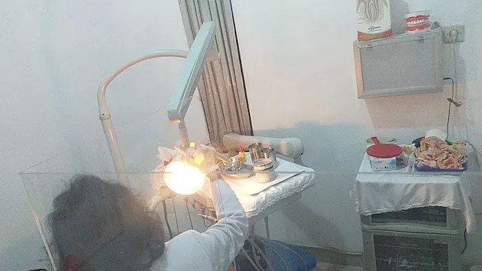 Dentist Retno Nurmawati Picture 3