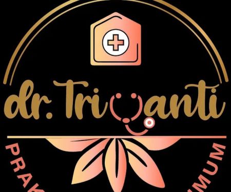 dr Triyanti PS