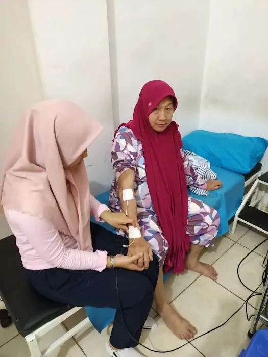 Dr.Nyimas Medical Rehabilitation Picture 3