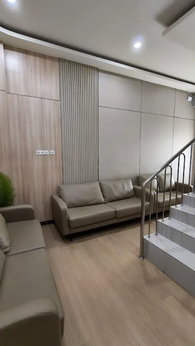 OMNI Lite Dental Clinic Celentang Picture 2